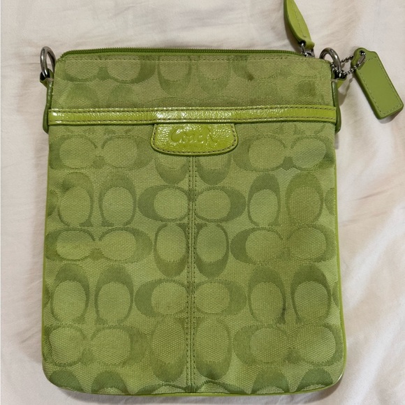 Coach Lime Green Signature Crossbody Bag no strap - Picture 1 of 7